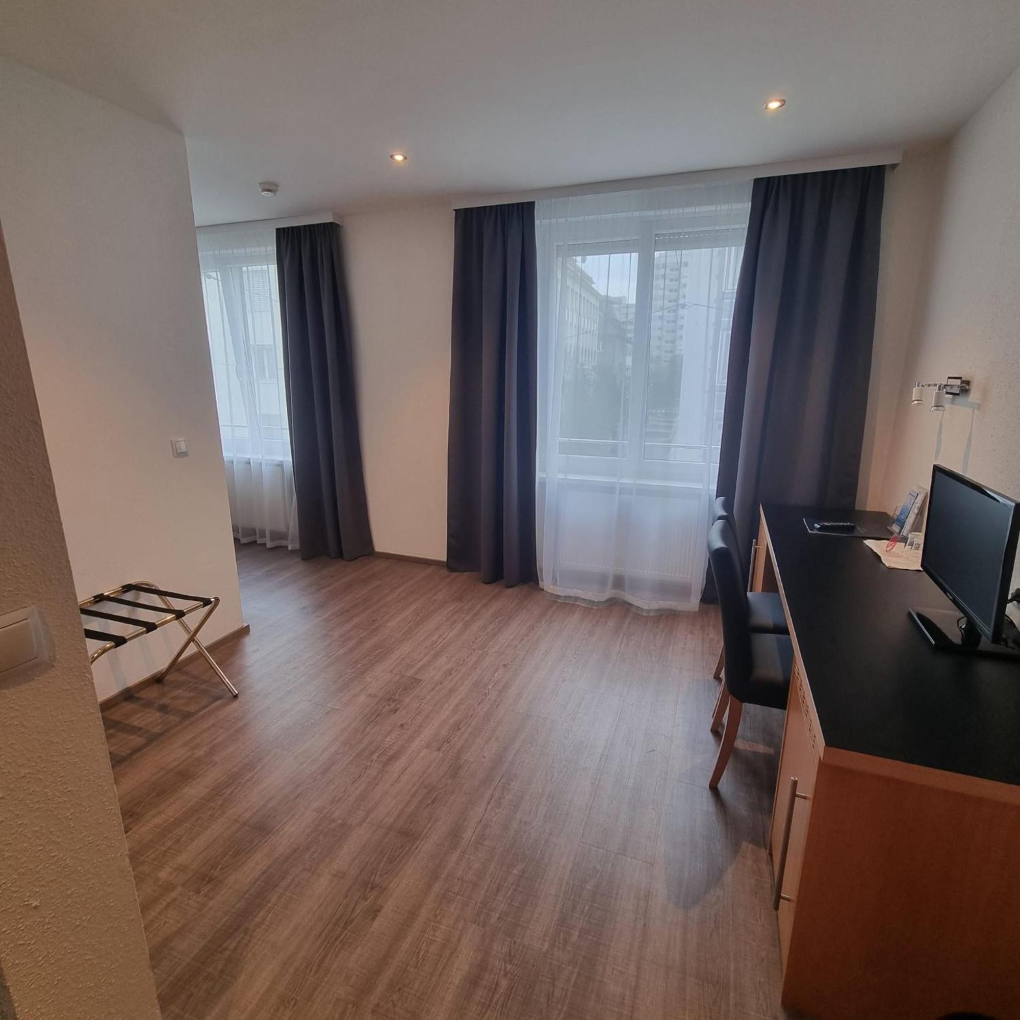 Hotel Central Bregenz Kültér fotó
